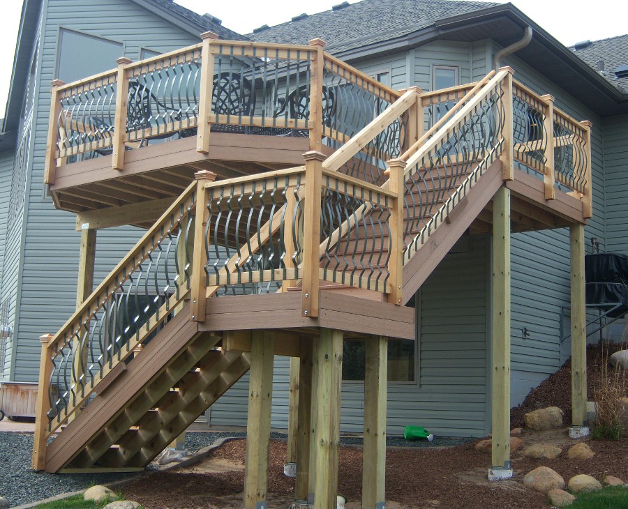Front Page Deck Picture
